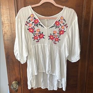 Umgee White Embroidered Pink Floral High Low Top Size L